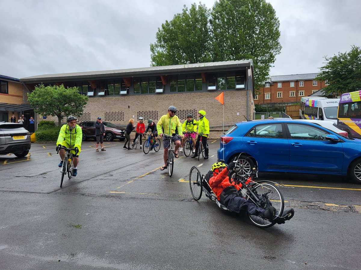 YMCAEastSurrey's tweet photo. The rain didn't dampen the spirits of our Le Mans 3-day cyclists leaving the YMCA in Redhill this morning!
They're cycling 210 miles from Redhill to Le Mans (2-day team setting off tomorrow) to raise money for our charitable work. Good luck to all!
#RedhilltoLeMans #ymcachallenge https://t.co/15ii4vZclE
