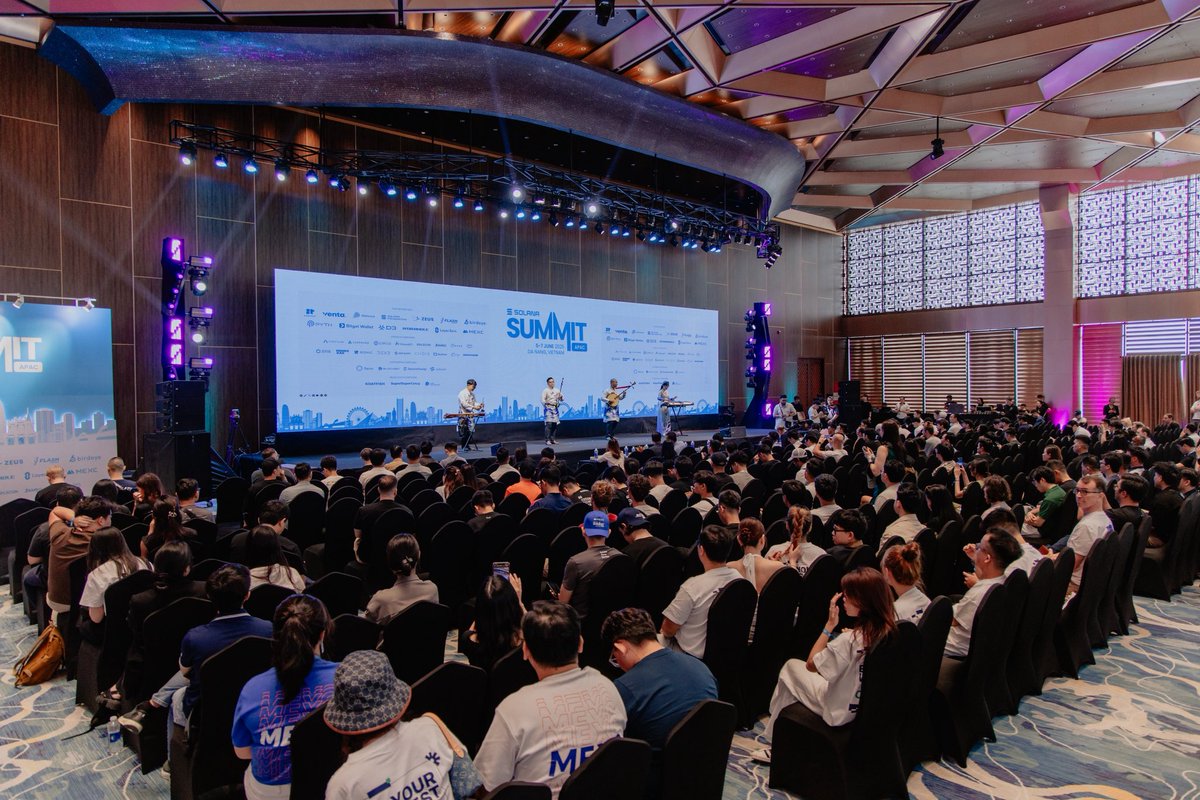 SolanaSummitOrg's tweet image. Solana Summit 2025 has officially begun 🇻🇳

from a small city in da nang to activating the entire APAC region 

here’s everything that happened on day 1: