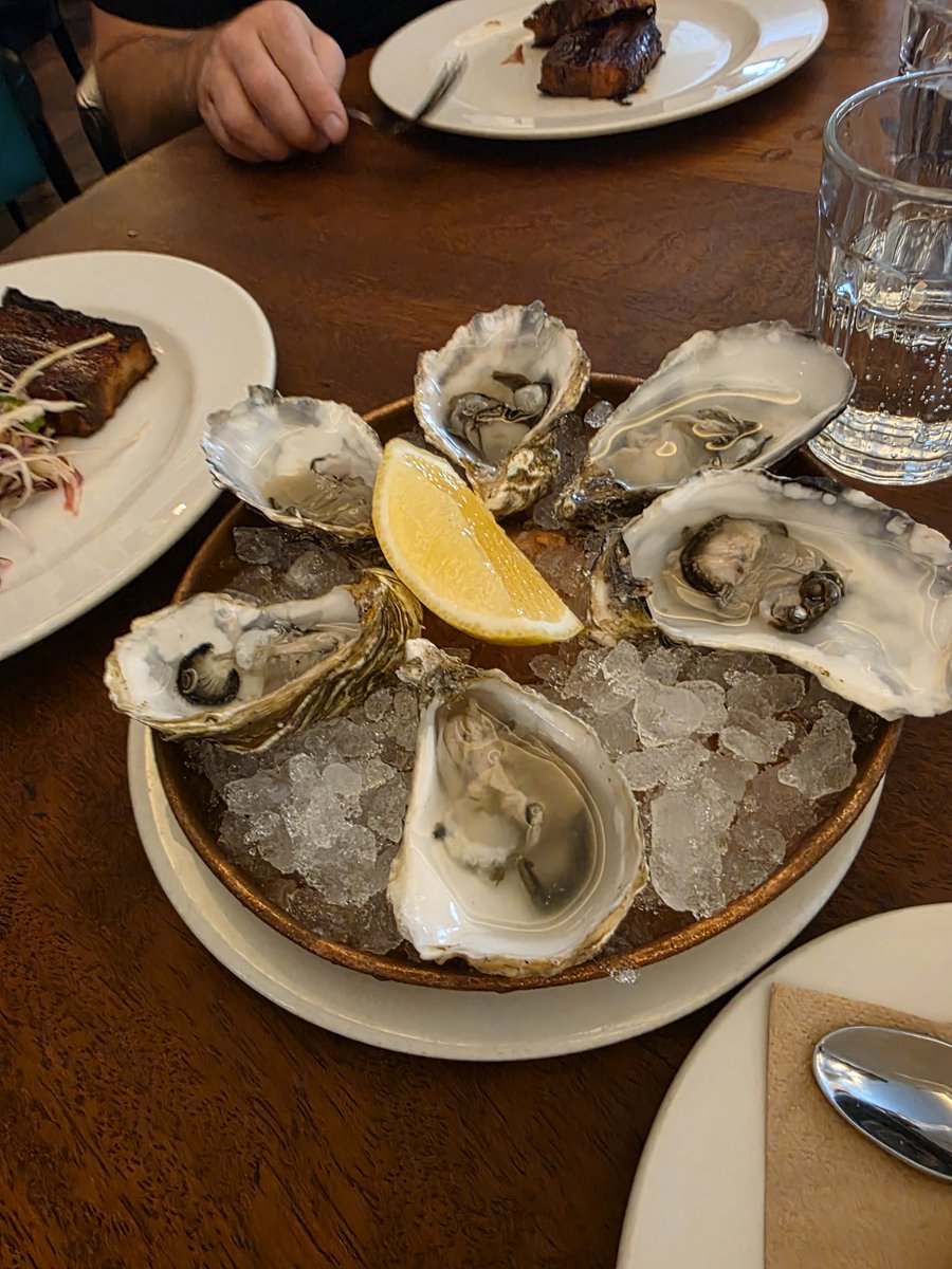 Guramitsingh01's tweet image. Just been kicked out of Hawksmoor steak house for no reason. Literally juts had our starters.