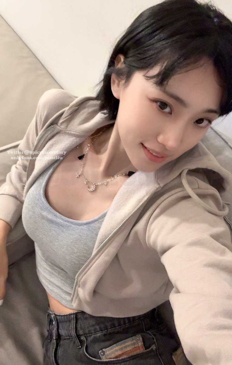 黄推福利内容 - SpicyGum✨的精彩图片 福利姬SpicyGum✨分享的黄推图片1 - 网红私拍内容