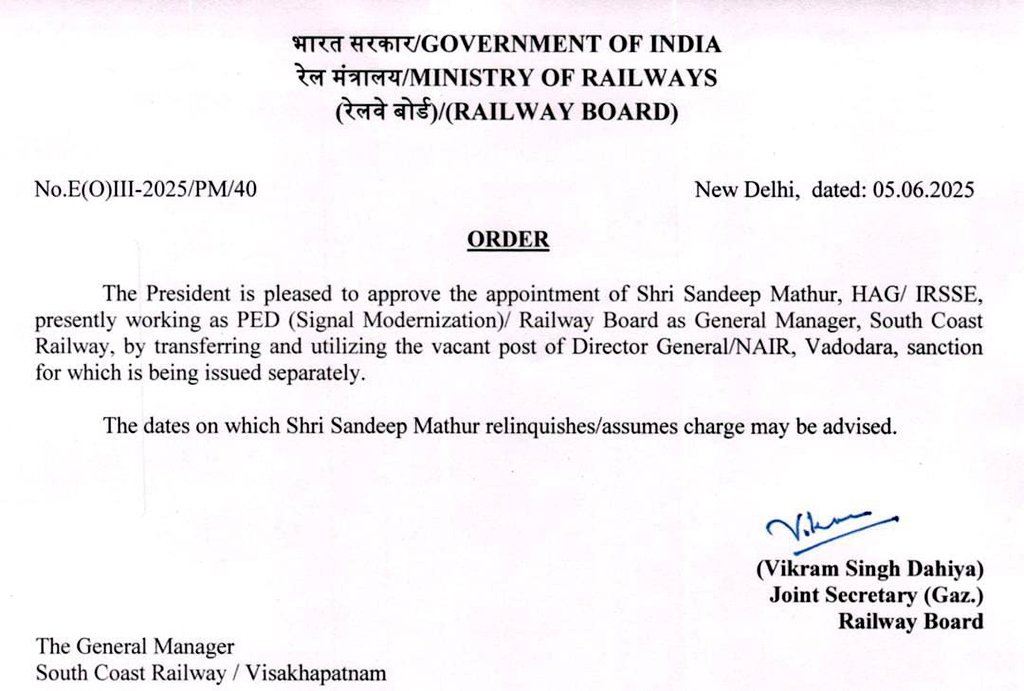 Heartfelt congratulations to Shri Sandeep Mathur sir on his appointment as General Manager of newly formed South Coast Railway SCoR! 

Wishing him a successful tenure and all the best! 

<a href="/DRMWaltairECoR/">DRMWALTAIR</a>