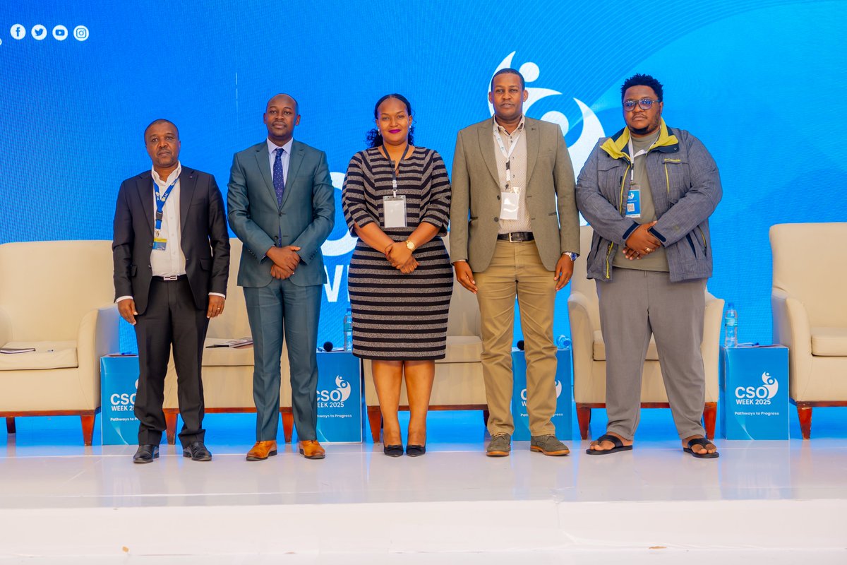 GIZ support to the East African Community (@eacgiz) on Twitter photo #CSOWeek2025
โCivil Society engagement in the regional economic integration agenda enhances a more inclusive process, and ensures that the voices of citizens are heard and their contributions recognised,โ Ms. Lilian Alex - CEO <a href="/eacsof/">EACSOF Secretariat</a>
<a href="/EUinTZ/">EU in Tanzania</a> #CSOWeek2025
โCivil Society engagement in the regional economic integration agenda enhances a more inclusive process, and ensures that the voices of citizens are heard and their contributions recognised,โ Ms. Lilian Alex - CEO <a href="/eacsof/">EACSOF Secretariat</a>
<a href="/EUinTZ/">EU in Tanzania</a>
