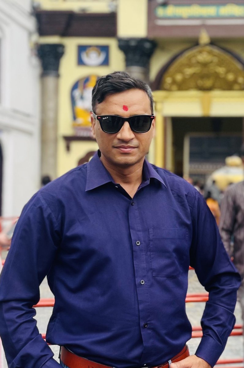 rameshpokhrel1's tweet photo. #पशुपतिनाथ को कृपा हामी सबैमा सधै हुनेछ । सत्यको पक्षमा लाग्नुहोस् ।। https://t.co/mXzm1NzBd8