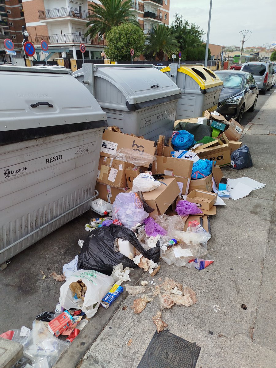 <a href="/Vicente94395847/">Vicente</a> <a href="/fjmarquezo/">Francisco Javier Marquez Ortiz</a> <a href="/psoedeleganes/">PSOE Leganés/ ❤️</a> Y esto sucede con tu gobierno de DERECHAS  PP-ULEG.
Como siempre Vicente el interesado...