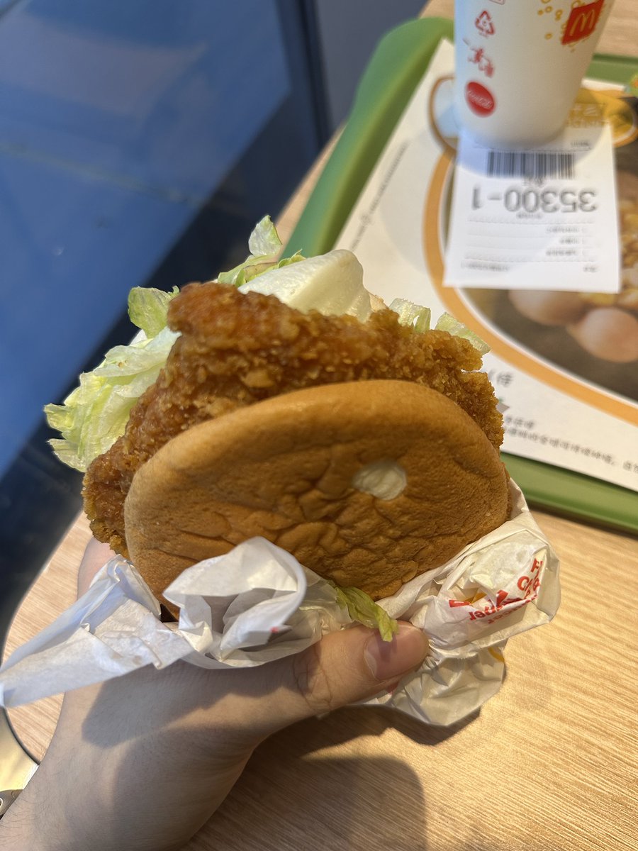 烟白小布偶•́ω•̀ tweet media