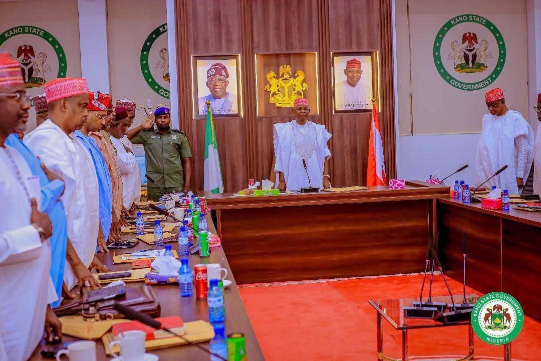 sulaiman_muhmd's tweet image. Governor Abba Kabir Yusuf: Two-Year Achievement Summary
Governor Abba Kabir Yusuf (Abba Gida-Gida) assumed office on May 29, 2023, under the NNPP platform. In just two years, he has made significant strides across multiple sectors:
1. Education:
Reintroduced free and compulsory…