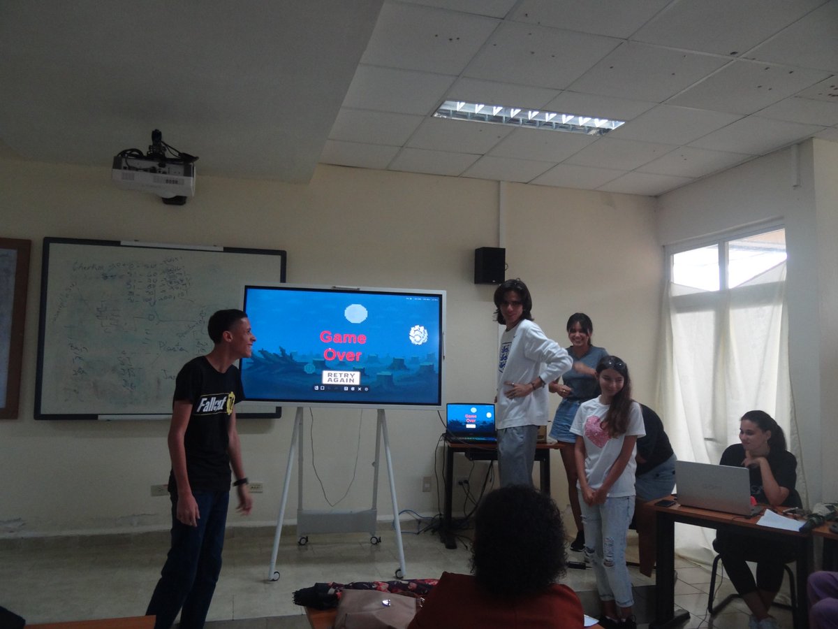 yrglez's tweet photo. Realizamos Hackathon de IoT en la @universidad_uci organizado por el centro VERTEX y dedicado a temas medioambientales, los estudiantes  presentaron creativas soluciones tecnológicas en el marco de las actividades de la jornada universitaria del Medio Ambiente. #SomosUCI. https://t.co/Z6hbWyxcTZ