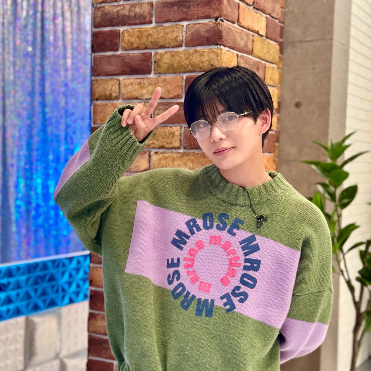 update_danshi's tweet photo. 土曜ごご3時30分
『なにわ男子の逆転男子』
　⚡️⚡️⚡️⚡️⚡️⚡️⚡️

ガチ私服で彼女のオシャレ友達と
ランチデート編🤓

🔻ただいま無料見逃し配信中🔻
https://t.co/LSUEU74i9c

#逆転男子
#なにわ男子
#長尾謙杜 https://t.co/sbXagH8ow0