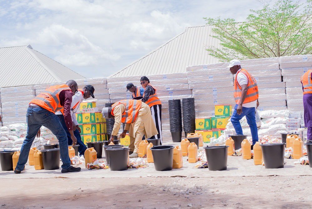 Hope arrives in Mokwa!The first batch of relief materials from Mainstream Foundation has landed, bringing timely support to our brave and resilient brothers and sisters affected by the devastating floods. At Mainstream Foundation, we believe in being present when it matters most