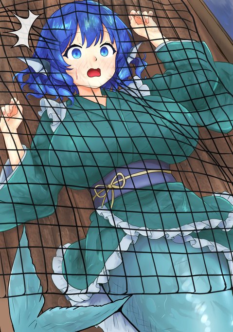 漁網にかかったわかさぎ姫 