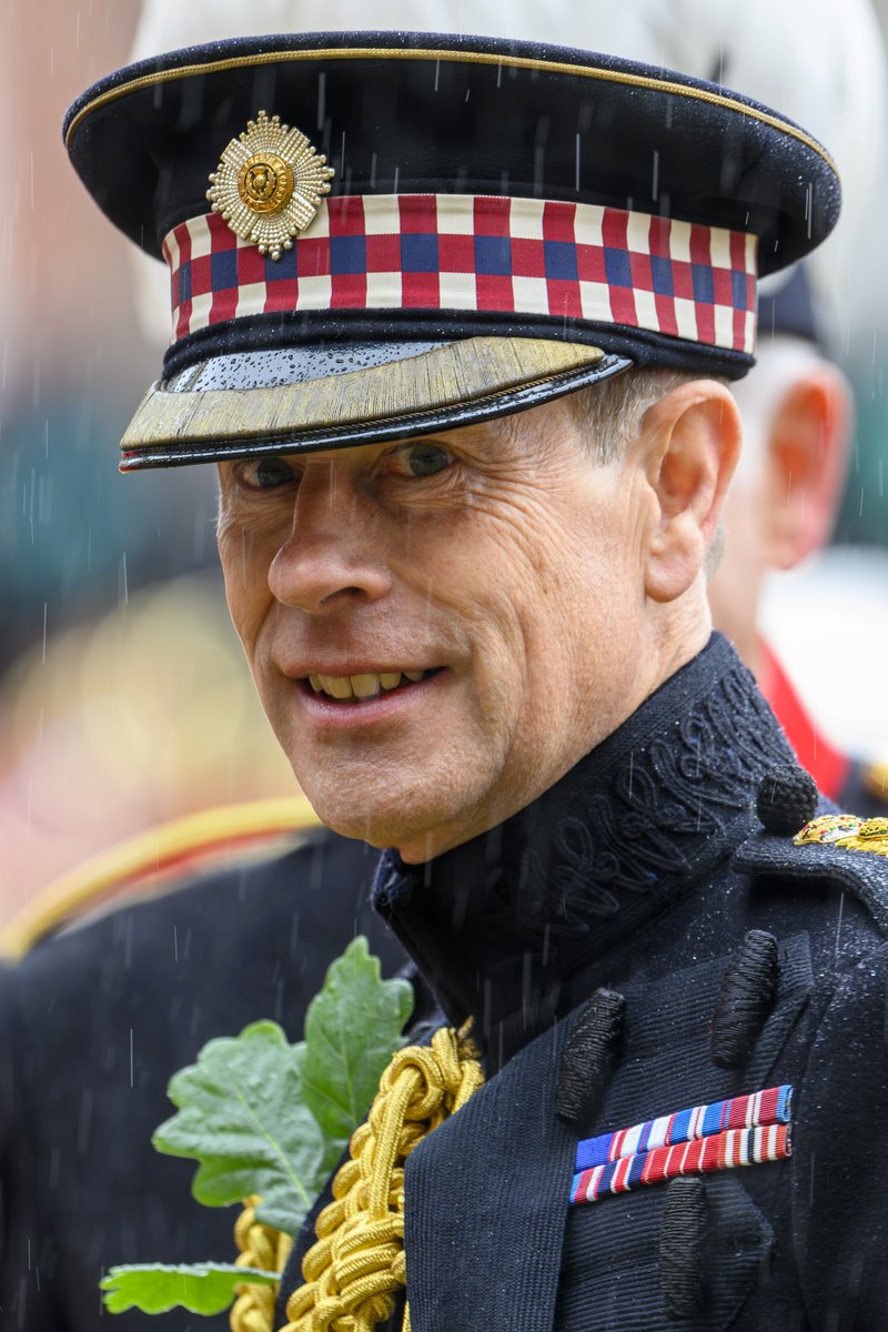The Duke of Edinburgh reviews the annual Founder's Day Parade at the Royal Hospital Chelsea #Royal #DukeofEdinburgh #ChelseaPensioners