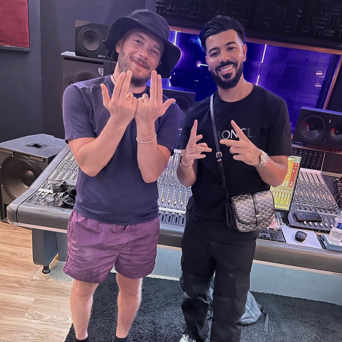 StatsJuL's tweet image. 🚨𝐃𝐲𝐬𝐭𝐢𝐧𝐜𝐭 𝐗 𝐉𝐮𝐋 🇲🇦🇫🇷

« 𝐏𝐫𝐢𝐧𝐜𝐞𝐬𝐬𝐚 » 

📆 𝐃𝐈𝐒𝐏𝐎𝐍𝐈𝐁𝐋𝐄 𝐀̀ 𝐌𝐈𝐍𝐔𝐈𝐓