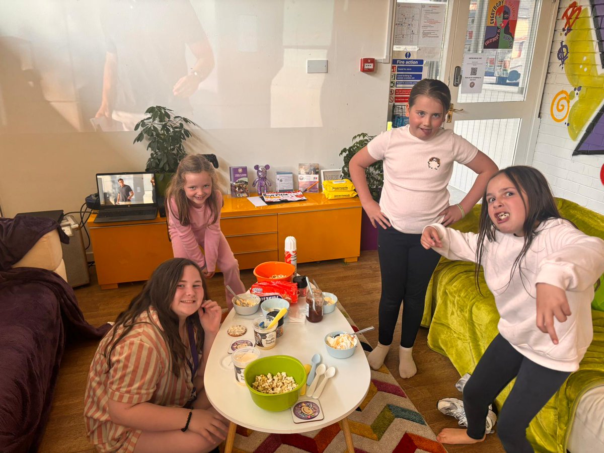 An amazing night for the Young Carers Clydebank P4 - P7 Girls! 🎉🎶🍦 Having a girls night in with pjs, ice cream, movies, and karaoke is the perfect way to relax and have fun. #mentalhealth #girlsnight #icecream #karaoke #fun #YoungCarersClydebank 🌟