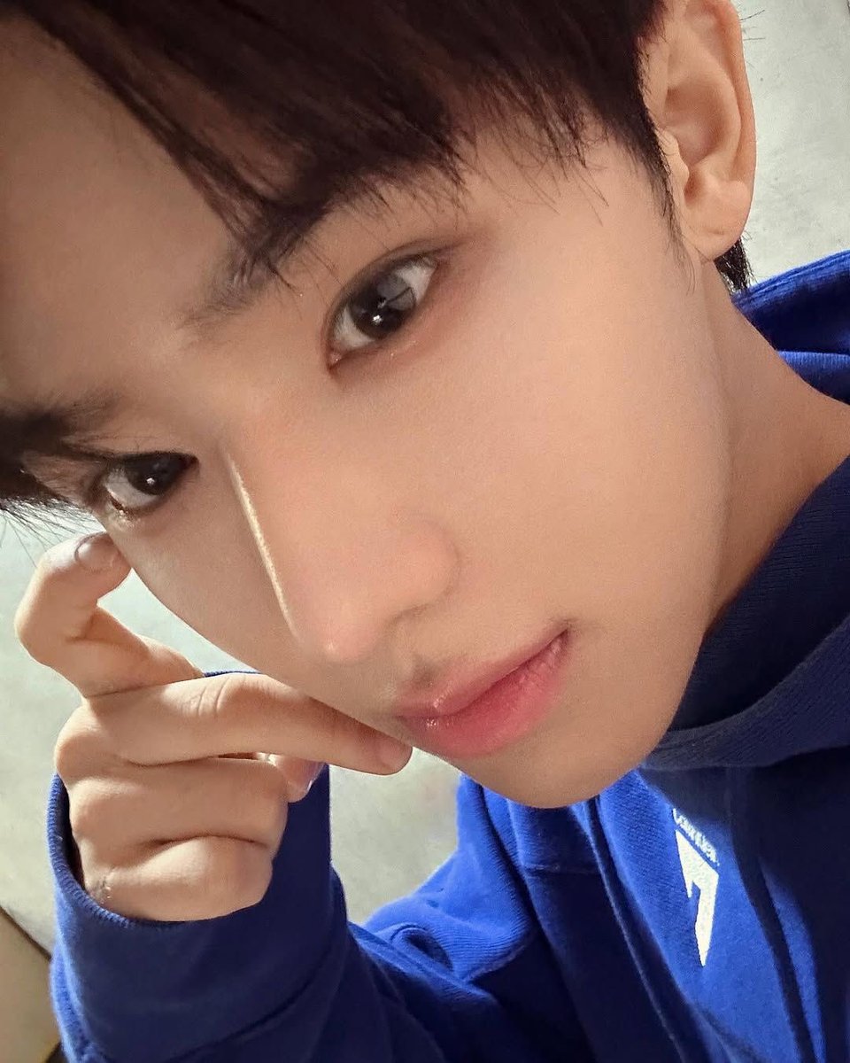 qass🪝 - YICHEN DEBUT!!! ࣪ ˖﹏𓊝 tweet media