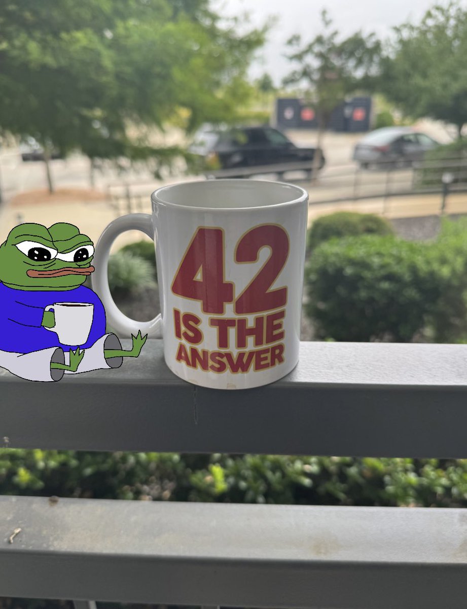 ApuCaesar's tweet image. If you don’t hab anything to do today maybe get some cobbee with a fren