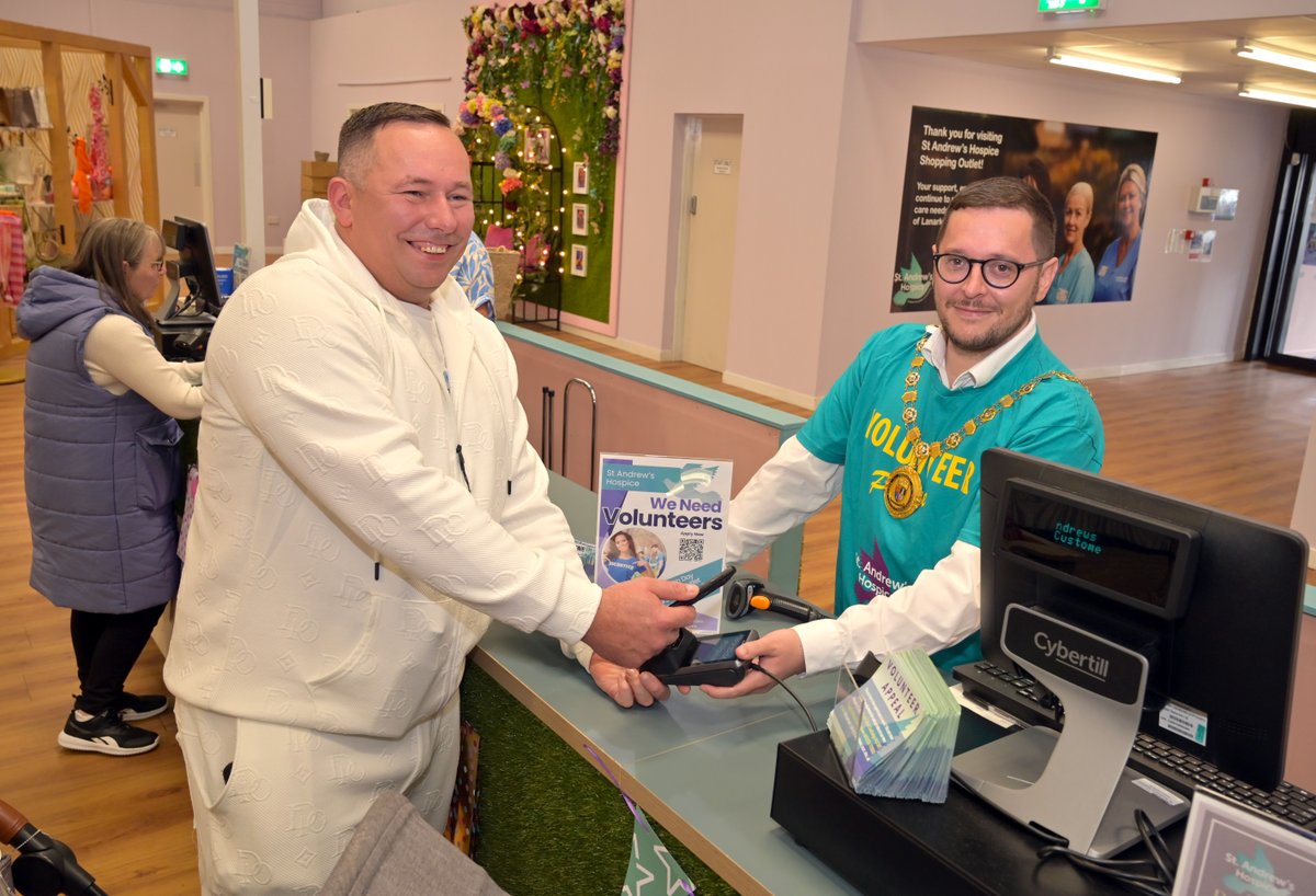 NorthLanCouncil (@nlcpeople) on Twitter photo To help support #VolunteersWeek2025, Provost Duffy visited <a href="/StAndrewHospice/">St. Andrew's Hospice</a> new retail unit in Coatbridge to support the vital work they do, all made possible by dedicated volunteers.
The hospice is always looking for helping hands. Find out more: ow.ly/Wz1t50W4Rgf To help support #VolunteersWeek2025, Provost Duffy visited <a href="/StAndrewHospice/">St. Andrew's Hospice</a> new retail unit in Coatbridge to support the vital work they do, all made possible by dedicated volunteers.
The hospice is always looking for helping hands. Find out more: ow.ly/Wz1t50W4Rgf