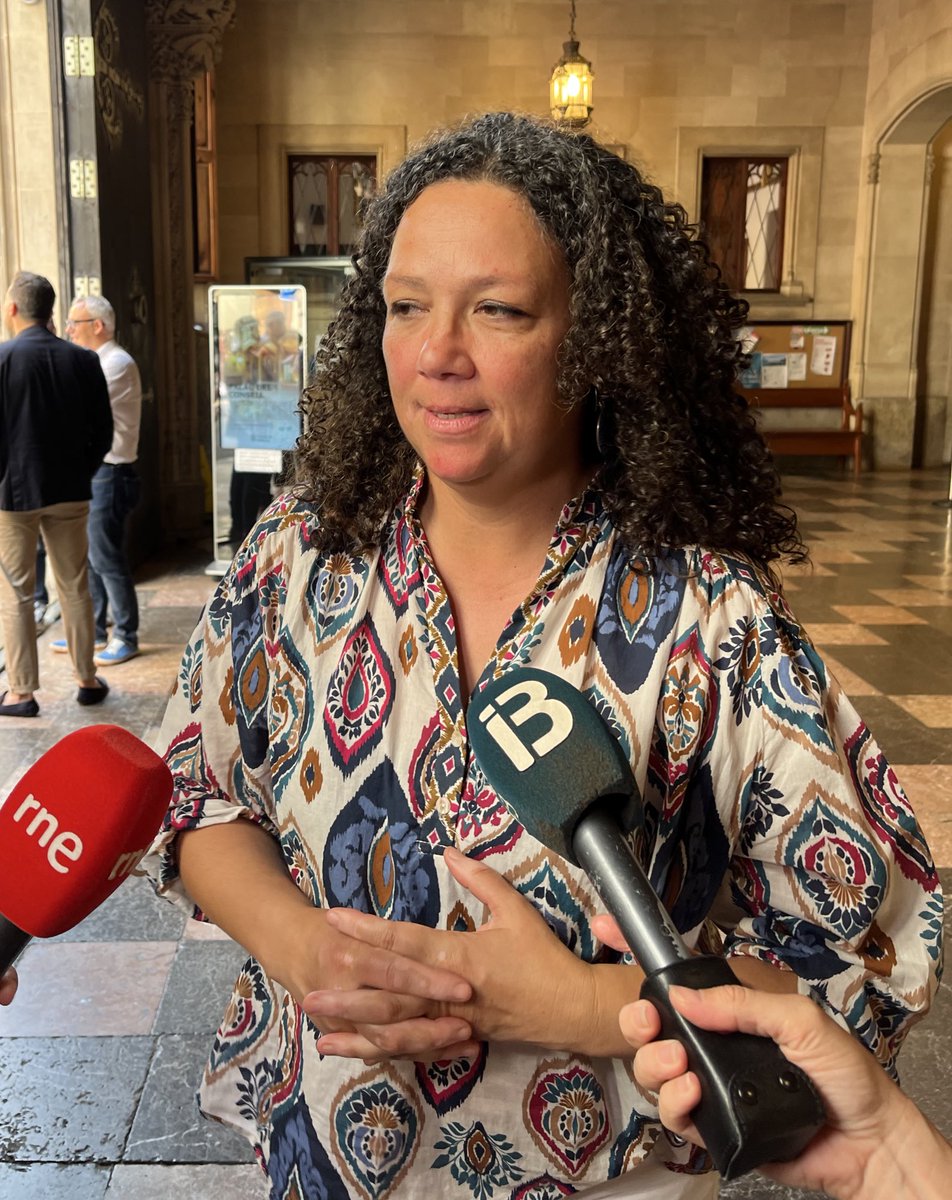 PSIB-PSOE Mallorca (@socialistesdmca) on Twitter photo Galmés i Bestard segueixen amagant informació sobre com pensen cremar a Mallorca els fems d’Eivissa.
<a href="/CatalinaClader1/">Catalina Cladera i Crespí</a>
psib-psoe.org/mallorca/galme… Galmés i Bestard segueixen amagant informació sobre com pensen cremar a Mallorca els fems d’Eivissa.
<a href="/CatalinaClader1/">Catalina Cladera i Crespí</a>
psib-psoe.org/mallorca/galme…