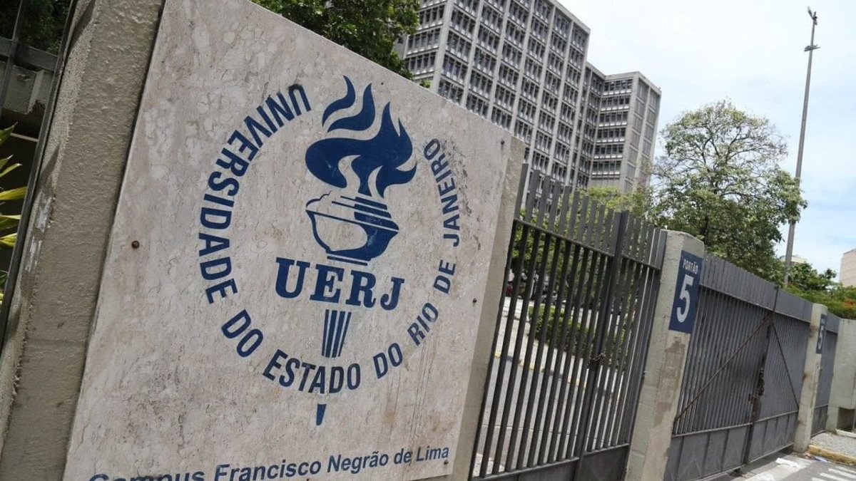 lance_vasco's tweet image. MPRJ denuncia ex-Vasco por desvio de recursos públicos da UERJ lance.com.br/fora-de-campo/… #MPRJ #Vasco #UERJ