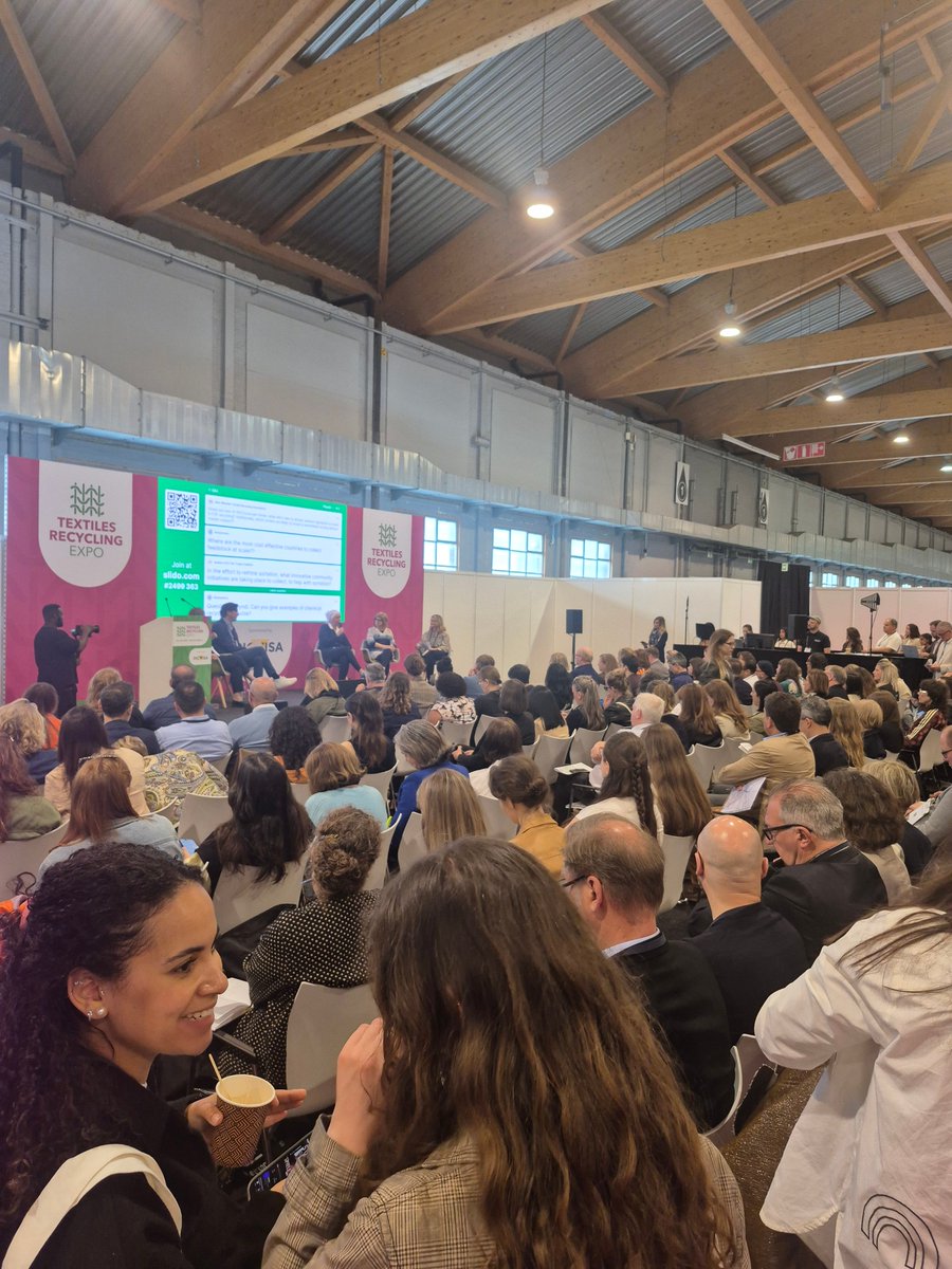 ♻️<a href="/atevaltextil/">ATEVAL</a> ha estado presente en la primera feria Textile Recycling Expo en Bruselas, una visita de prospección para descubrir tecnologías de vanguardia en clasificación, trituración y reciclaje, así como los avances de empresas pioneras en economía circular.