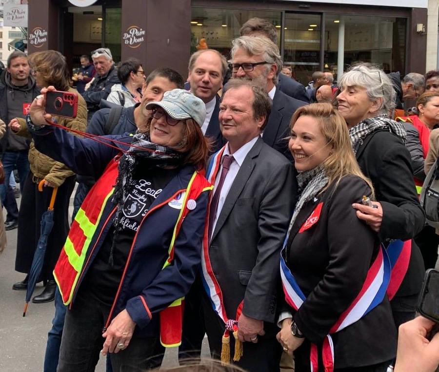 Mobilisé-es aux côtés des syndicats et de nos collègues communistes à l’Assemblée suite à l’adoption de leur résolution exigeant l’abrogation de la réforme des retraites.

Bravo à eux ! 

Cette réforme injuste et brutale doit retourner dans les poubelles de l’Histoire !