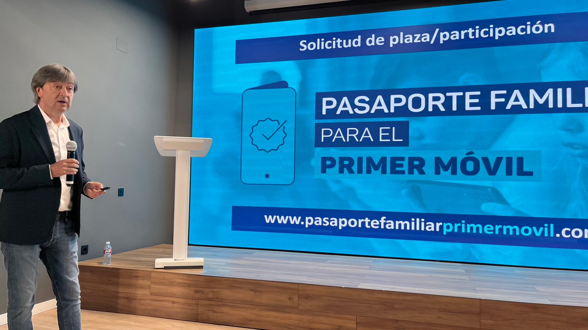 PantallasAmigas (@pantallasamigas) on Twitter photo <a href="/INCIBE/">INCIBE</a> <a href="/AEPD_es/">Agencia Española de Protección de Datos</a> <a href="/TikTok_ES/">TikTok España</a> <a href="/TikTokComms/">TikTokComms</a> <a href="/JorgeFloresPPAA/">Jorge Flores</a> 📲🪪 <a href="/PantallasAmigas/">PantallasAmigas</a> presenta el Pasaporte Familiar para el Primer Móvil.
Un proceso de capacitación y acompañamiento a la familia para la mejora de las condiciones para afrontar el reto de gestionar el primer móvil de una persona menor de edad.
🔗 pasaportefamiliarprimermovil.com <a href="/INCIBE/">INCIBE</a> <a href="/AEPD_es/">Agencia Española de Protección de Datos</a> <a href="/TikTok_ES/">TikTok España</a> <a href="/TikTokComms/">TikTokComms</a> <a href="/JorgeFloresPPAA/">Jorge Flores</a> 📲🪪 <a href="/PantallasAmigas/">PantallasAmigas</a> presenta el Pasaporte Familiar para el Primer Móvil.
Un proceso de capacitación y acompañamiento a la familia para la mejora de las condiciones para afrontar el reto de gestionar el primer móvil de una persona menor de edad.
🔗 pasaportefamiliarprimermovil.com