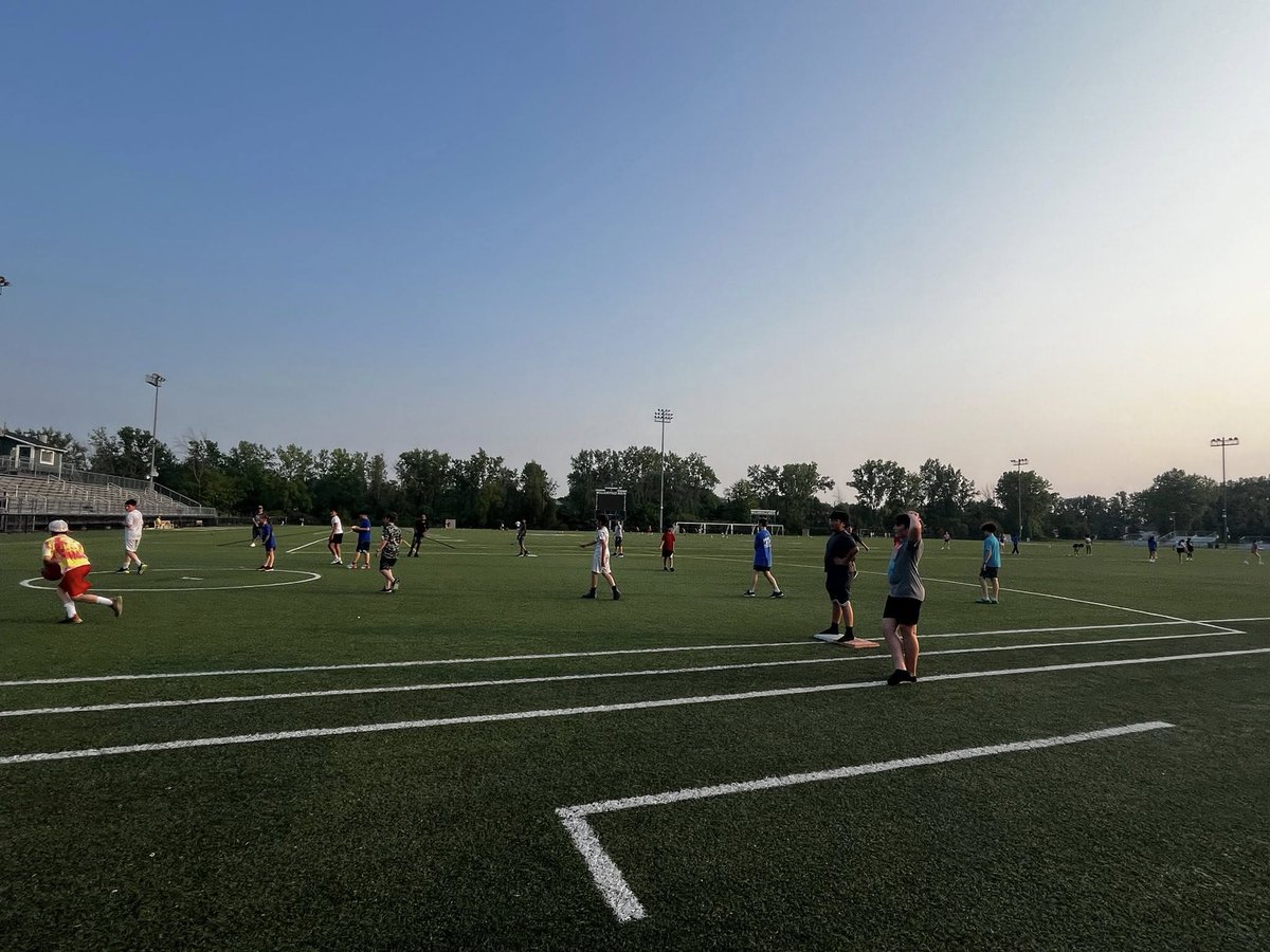 Thank you to everyone who joined us for Turf Night! It was a fantastic way to bring our community together as we wrap up the school year. A huge thank you to our amazing PE team, Wellness Team, and PTSA for making it all possible. More family events to come!