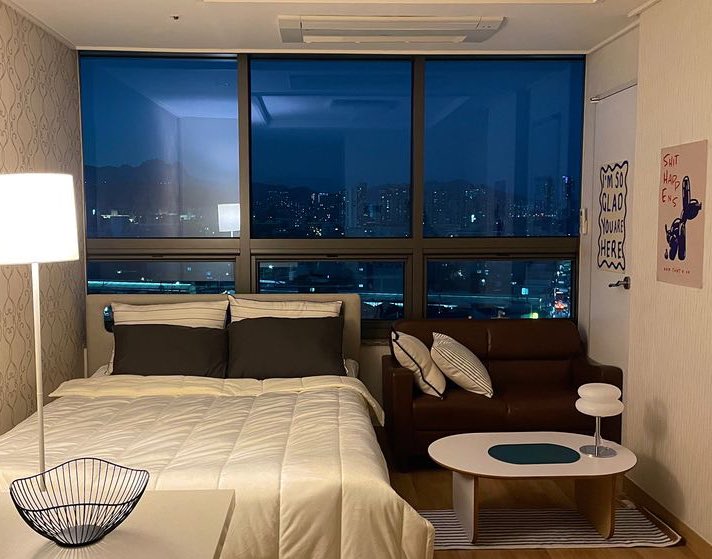 jalmukkk's tweet photo. 📍갓성비 1주살기 방법공유

훌쩍떠나 1주살기 해보고 싶은데 비용때문에 망설이셨던 분들 주목..! 일주일에 30만원이면 되는 사이트를 발견했어요.

📸사진은 제가 가고싶어 저장해둔 찜 목록이랍니다.. 💌 

1: https://t.co/Fx31X8uSGa
2: https://t.co/nXeu5cPacD
3: https://t.co/C8ft7H7b0b
4: https://t.co/CdhWpMfWJE