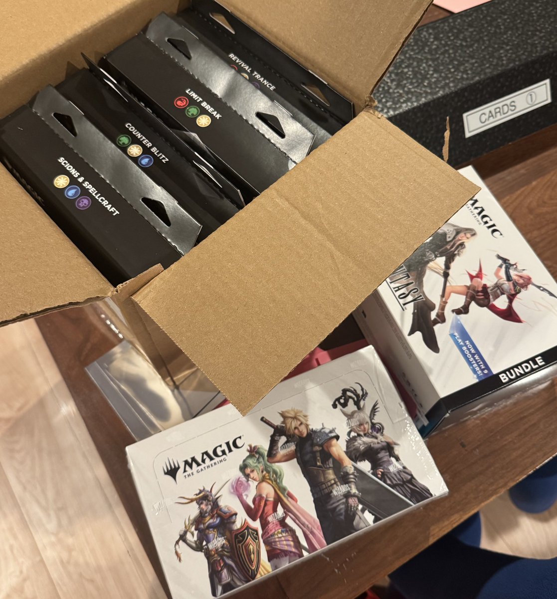 anonym_ose's tweet photo. I’ll be opening Final Fantasy MTG boosters this weekend on Twitch! 🥹 #MAGICxFINALFANTASY https://t.co/emtfFMSJPc