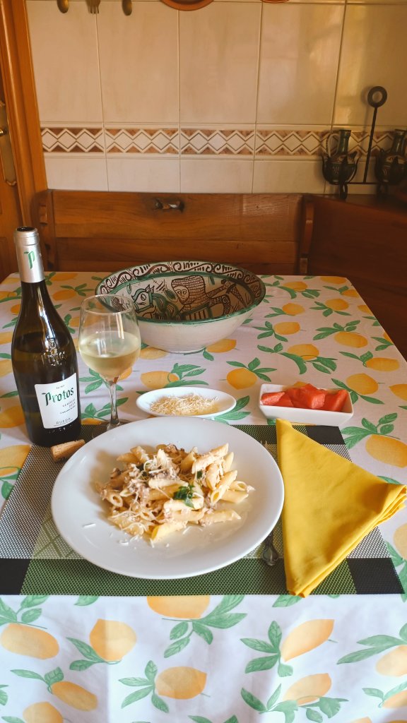 #YoMeRebelo5J 

Buenas tardes!! Familia XTuitera!! ❤️

Me toca comer... Hoy preparé..

Macarrones con atún, champiñones y huevo duro 😋 (voy a tener que hacer un 🛩️ a Italia 😜) de postre 🍉 

Si estáis comiendo o váis a comer que aproveche!! 😘🤗🌞❤️💚💚🇪🇸🇪🇸💚💚🇪🇸🇪🇸💚💚🇪🇸🇪🇸💚💚