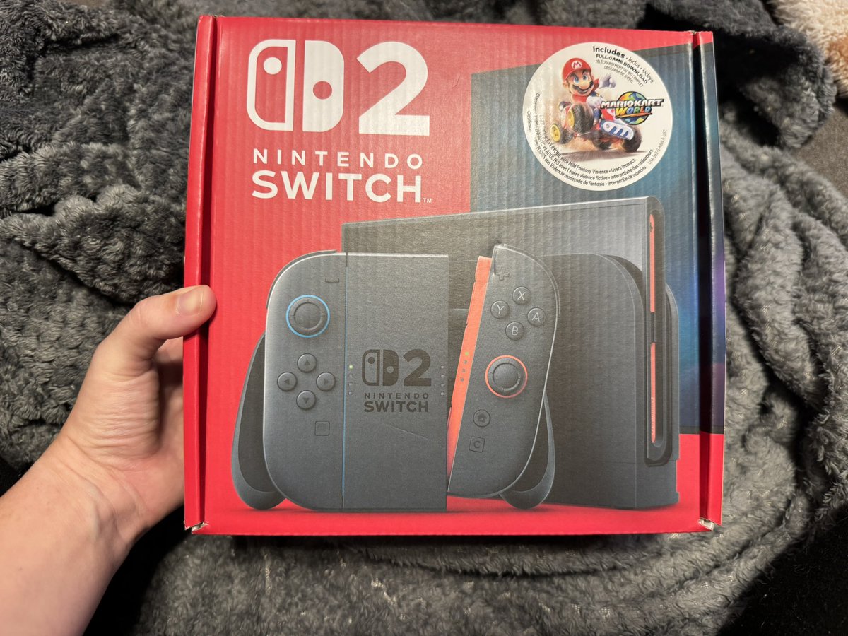 HyperPixieGames's tweet image. I’M SO HAPPY OMGGGG #NintendoSwitch2