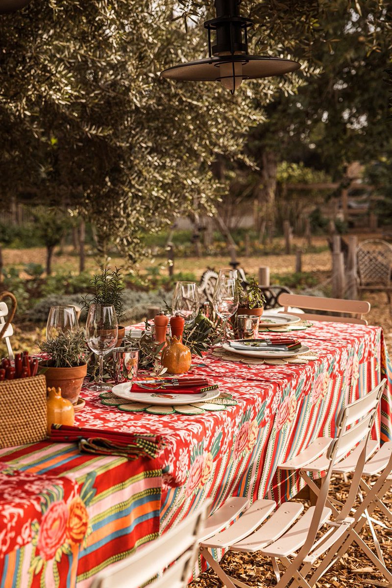 MarbellaClubH's tweet photo. Join us on Friday, 28th of June from 1:30 to 3:30pm for the Summer Edition of #SustainTable, a new chapter in our farm-to-table journey celebrating mindful gastronomy and seasonal cooking.

More info and bookings: 
restaurantes@marbellaclub.com https://t.co/JiRrJnRP11