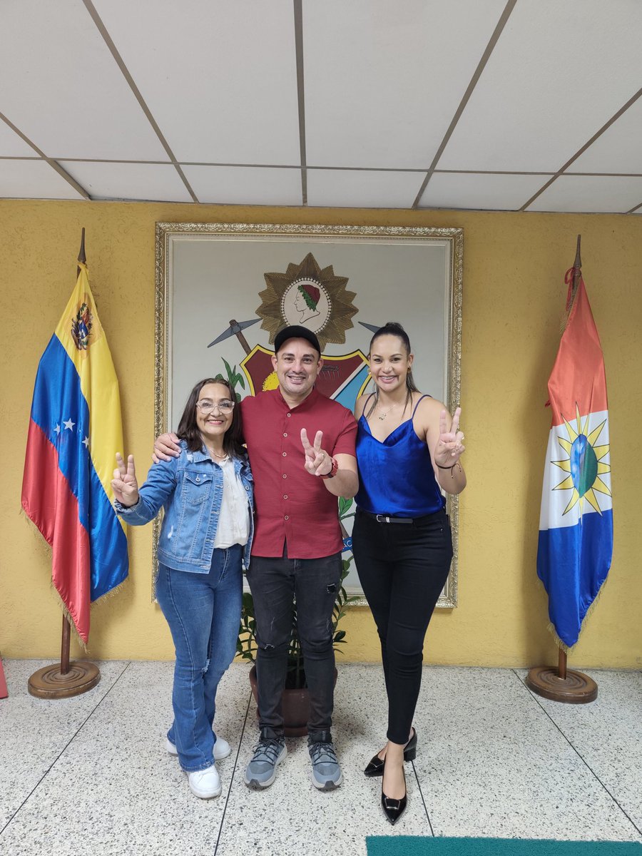 Experiencia y Juventud!... Feli día 

<a href="/marinapsuv/">Marinapsuvof🔸</a> <a href="/Ysis_Cordero/">YsisC</a>