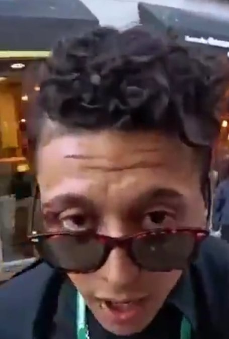 Romualddu13's tweet photo. @bastionmediaoff Cette tronche d'ingénieur tout de même... https://t.co/571nJp2B2R