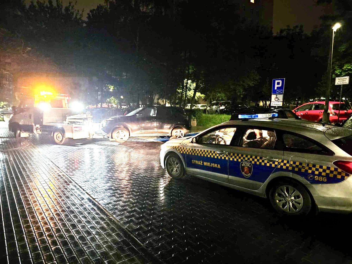 Stop Cham Warszawa tweet media