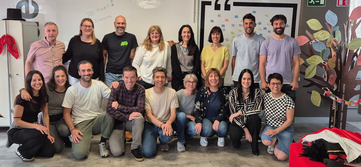 Gaur <a href="/i_Tlent/">iTlent</a>-en egindako azken prestakuntza-saioarekin, dagoeneko badugu #ikaskuntzakoordinatzaile-en promozio berri bat. Mila esker parte hartu duzuen guztioi zuen lan, ekarpen eta ilusioagatik!
<a href="/FPeuskadi/">FPeuskadi</a> <a href="/IkaslanEuskadi/">Ikaslan</a> <a href="/HETELFP/">HETEL FP</a> <a href="/AiceIzea/">AICE-IZEA</a>