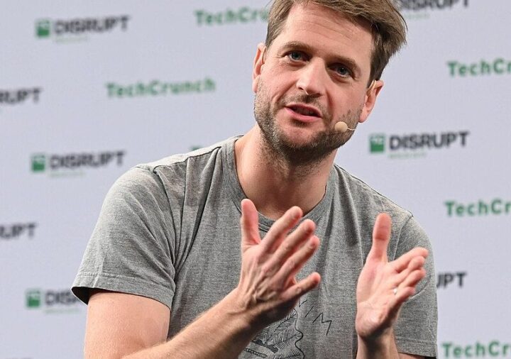 Klarna CEO: Human Service Becomes Premium Offering Amid #AI Boom -- technology.org/2025/06/05/kla… #fintech #trends #CustomerService #business #generativeAI