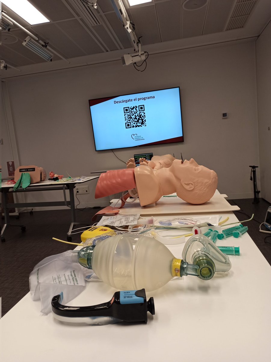 RCPSEC's tweet image. Todo preparado para una nueva edición del curso de #SVA de la @secardiologia dos jornadas intensivas #liderazgo #RCP @JuanmaEscudier @pmartinezlosas @AngelHdez13 @corbi_miguel @Ana_Viana_T