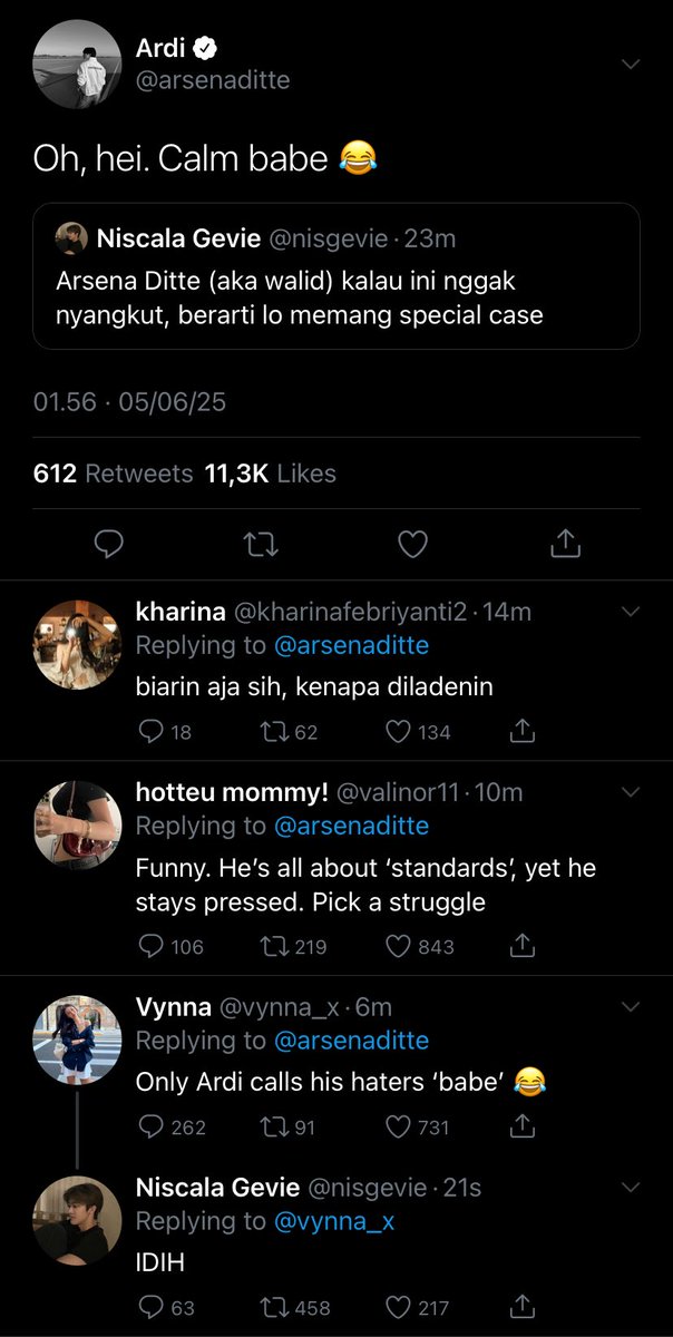 JNJMEnt's tweet image. halo guys aku bawa -jnjmfic au prompt, drop your pretty @ tagged if u interested