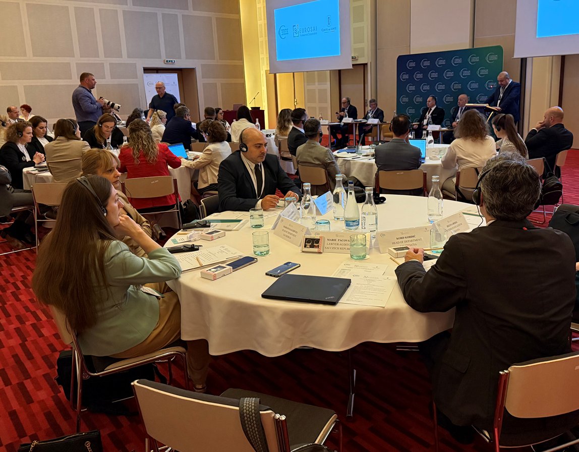 Real-time audit je jeden ze způsobů kontroly: probíhá v reálném čase, a umožňuje tak pružnější reakci na zjištěné výsledky.
Metodologii a dobré praxi v real-time auditu se věnuje konference projektové skupiny EUROSAI v Bukurešti.
Za NKÚ se účastní kolegyně Marie Pacovská.