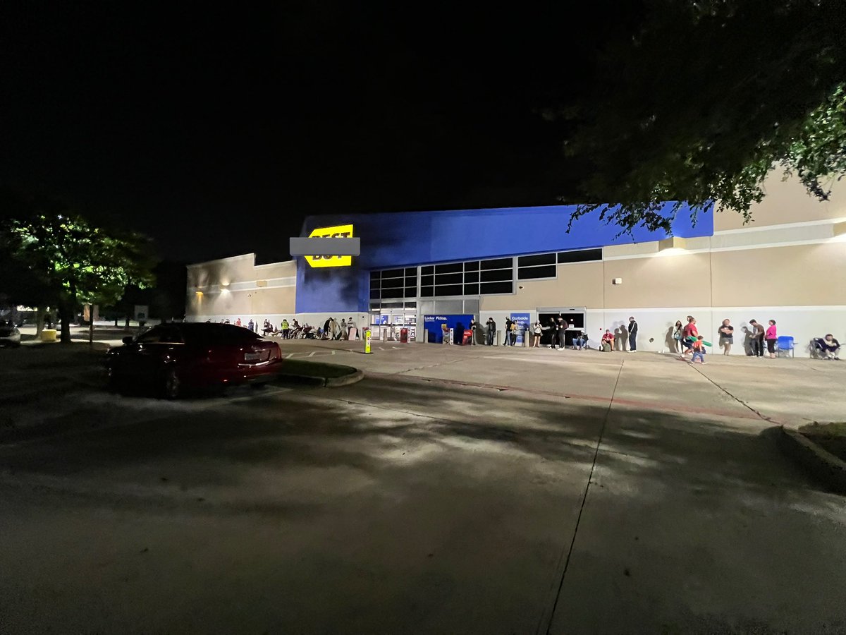 ☆Chris☆ tweet media