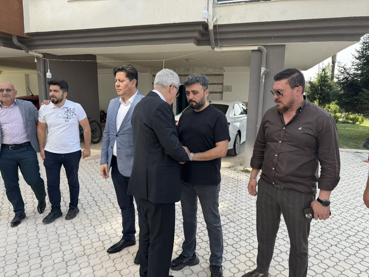 📍Osmaniye 

MKYK Üyemiz, Kültür ve Sanat Politikaları Başkan Yardımcımız Sn. İsmail Kaya, İl Başkanımız Sn. M.Sadi Binboğa, Gençlik Kolları Başkanımız Sn. Veli Demirci ve teşkilatımızla birlikte İl Başkan Yardımcımız Hacı Ahmet Çetingök’ün vefat eden amcası Mehmet Çetingök
