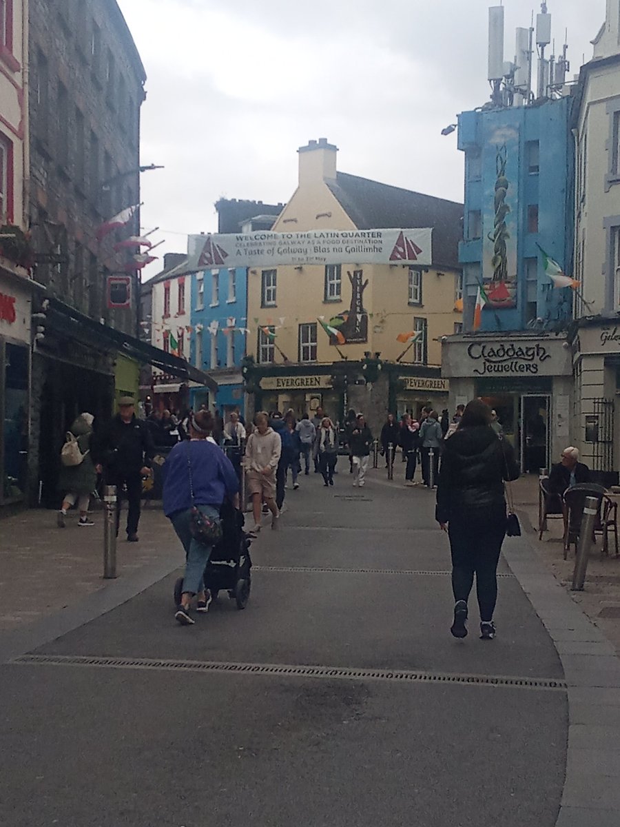 Nikki Hayes tweet media