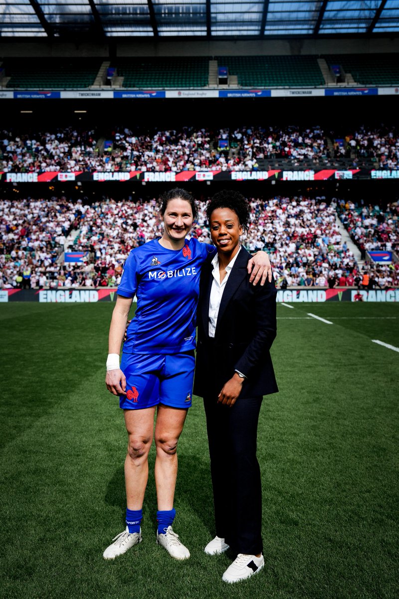 ✨ Notre internationale Julie Annery célèbre aujourd’hui son 30ᵉ anniversaire.
  
𝐉𝐨𝐲𝐞𝐮𝐱 𝐚𝐧𝐧𝐢𝐯𝐞𝐫𝐬𝐚𝐢𝐫𝐞 ! 🎉