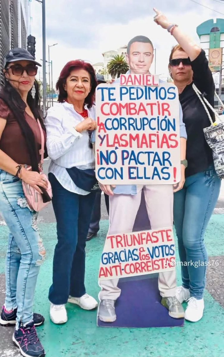 Un clamor que se quedó en teoría hoy en la práctica, la realidad es otra. #ConLaMafiaNoSePacta