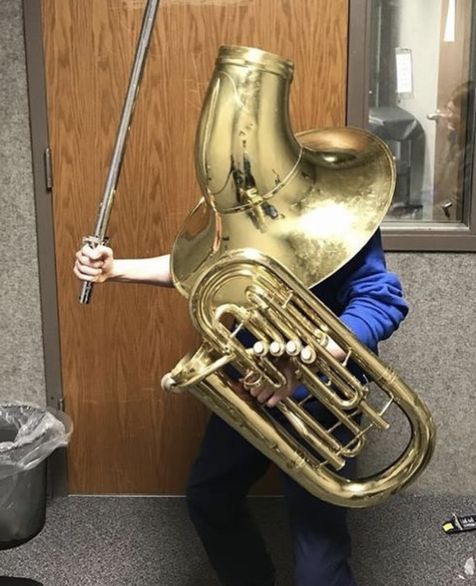 Tuba Man / Tuba Boss (2018)