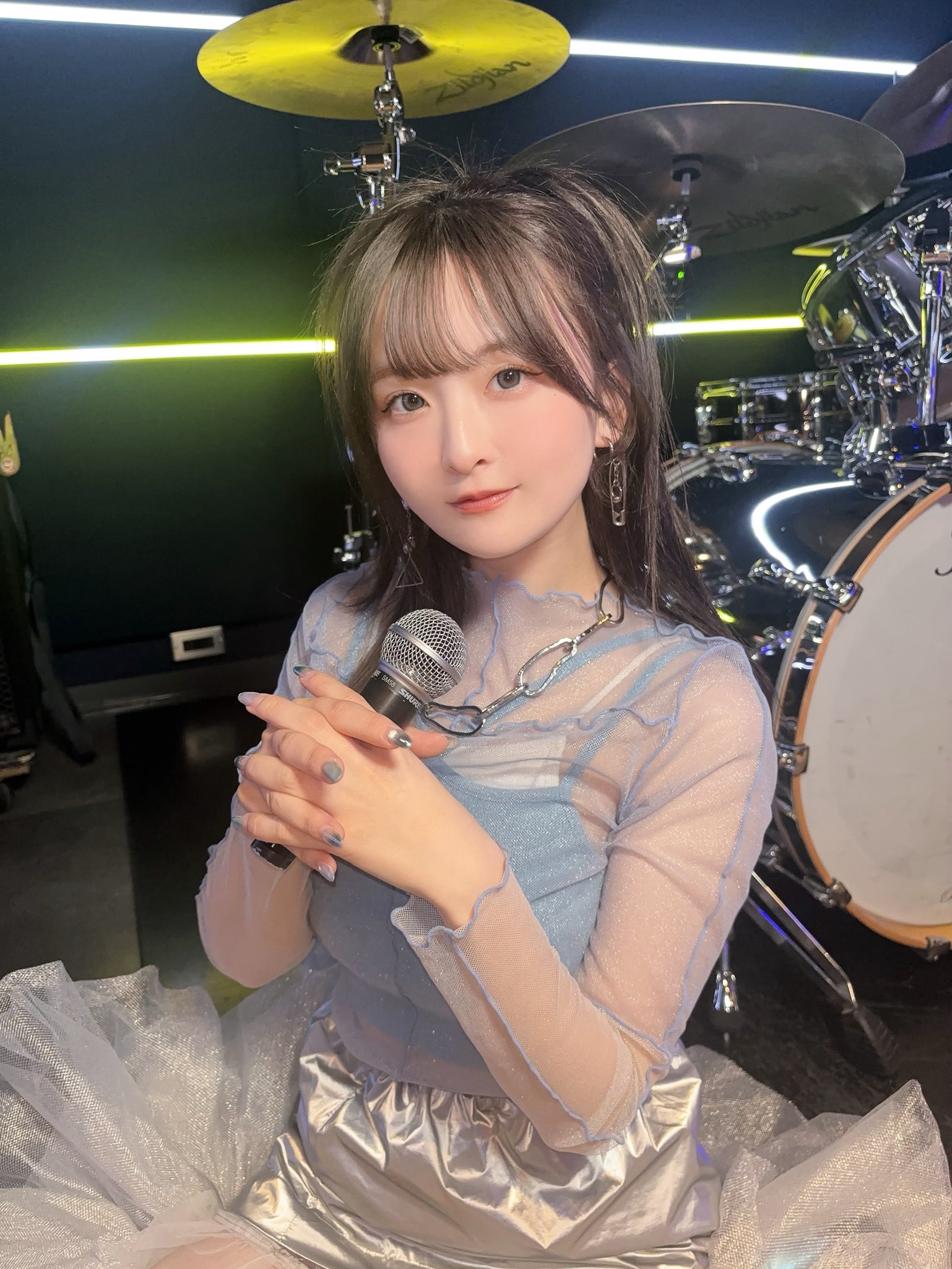 独特の上品 【Official】 mewi (@mewi_official) X / アイドル