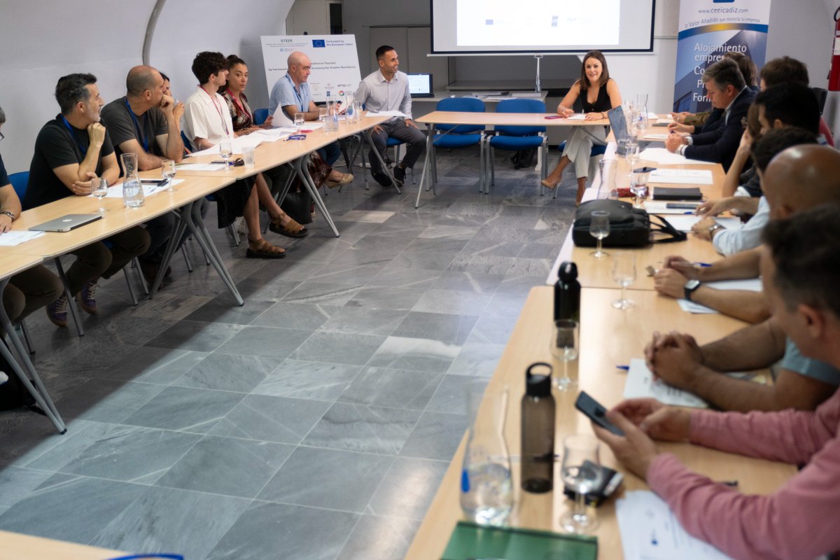 ✅ Hoy se ha celebrado en el <a href="/IFEF_cadiz/">Instituto de Fomento, Empleo y Formación Cádiz</a>  una jornada con empresas del sector del turismo de España, Portugal y Dinamarca, enmarcado dentro del proyecto ST3ER, coordinado por <a href="/ceeibahia/">CEEI Bahía de Cádiz</a> 

➡️ 23 profesionales del sector han participado en una jornada dedicada a empresas que han