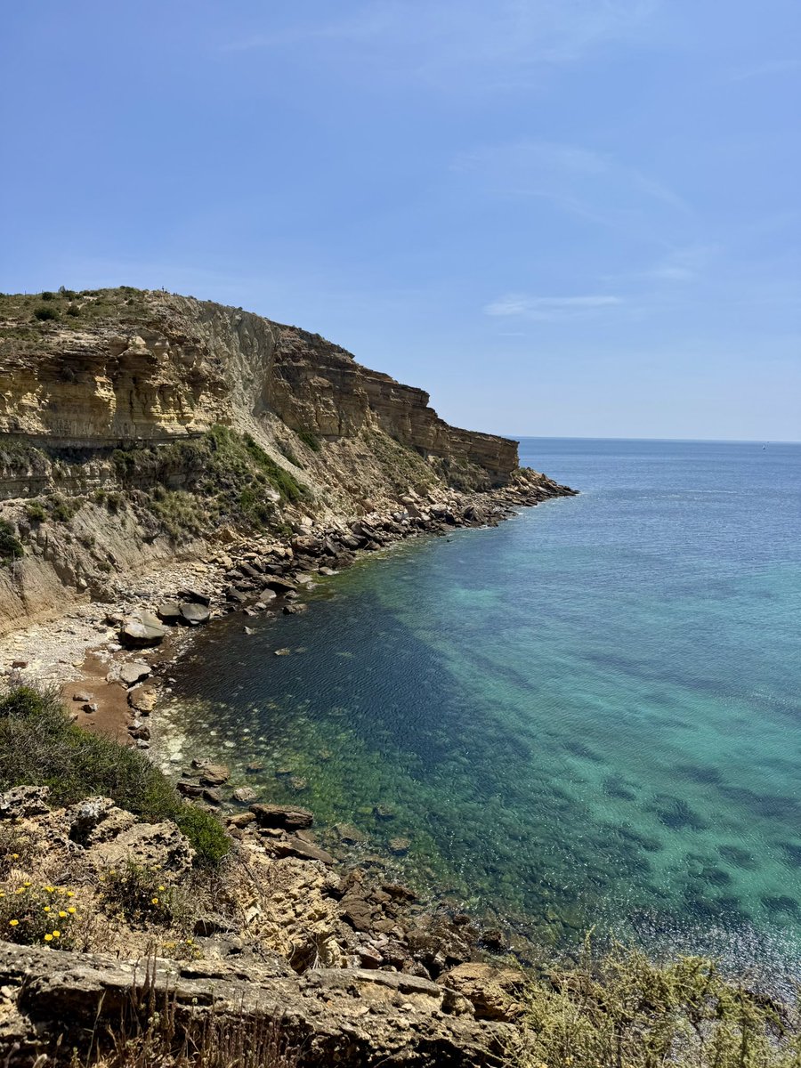 10k cliff top hike in 25 degrees think that deserve an 🍦 &amp; a cold 🍺 🥵