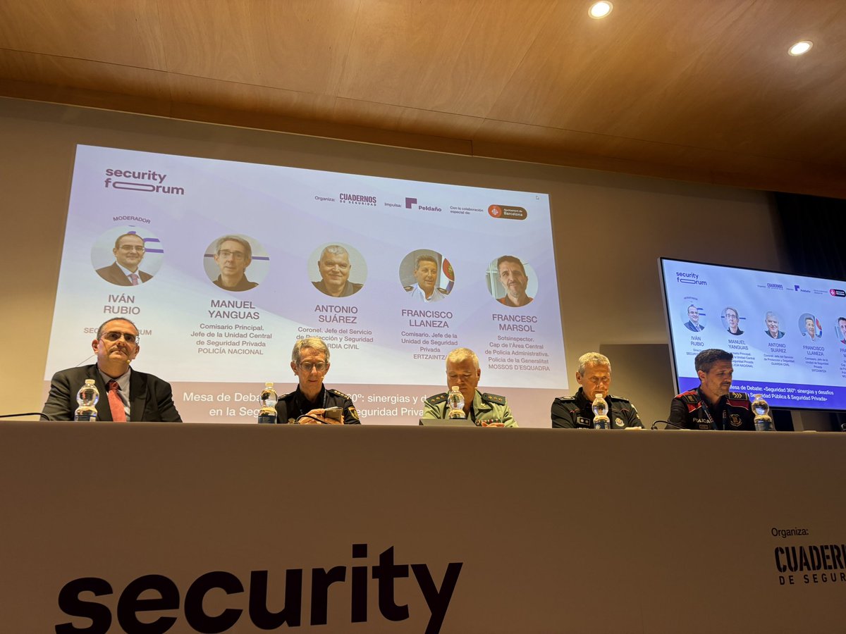 AES (@aes_seguridad) on Twitter photo AES y <a href="/FundacionAES/">AES FUNDACIÓN</a> han participado los días 4 y 5 de junio en la 12ª edición del #SecurityForum que con el lema seguridad 360 ha congregado en Barcelona a diferentes empresas de la #industria de la #seguridad.
#haciendoindustria
#universoAES AES y <a href="/FundacionAES/">AES FUNDACIÓN</a> han participado los días 4 y 5 de junio en la 12ª edición del #SecurityForum que con el lema seguridad 360 ha congregado en Barcelona a diferentes empresas de la #industria de la #seguridad.
#haciendoindustria
#universoAES