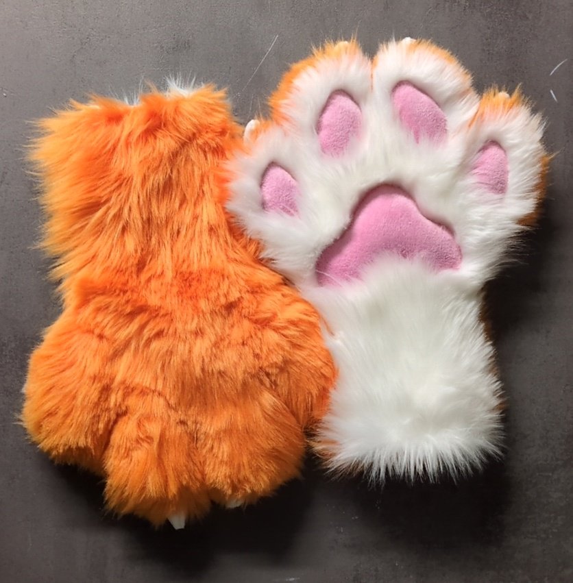 SachaWakanda's tweet photo. Patounes pour le chatounet. ( WIP) https://t.co/y8fwnkGbZ6
